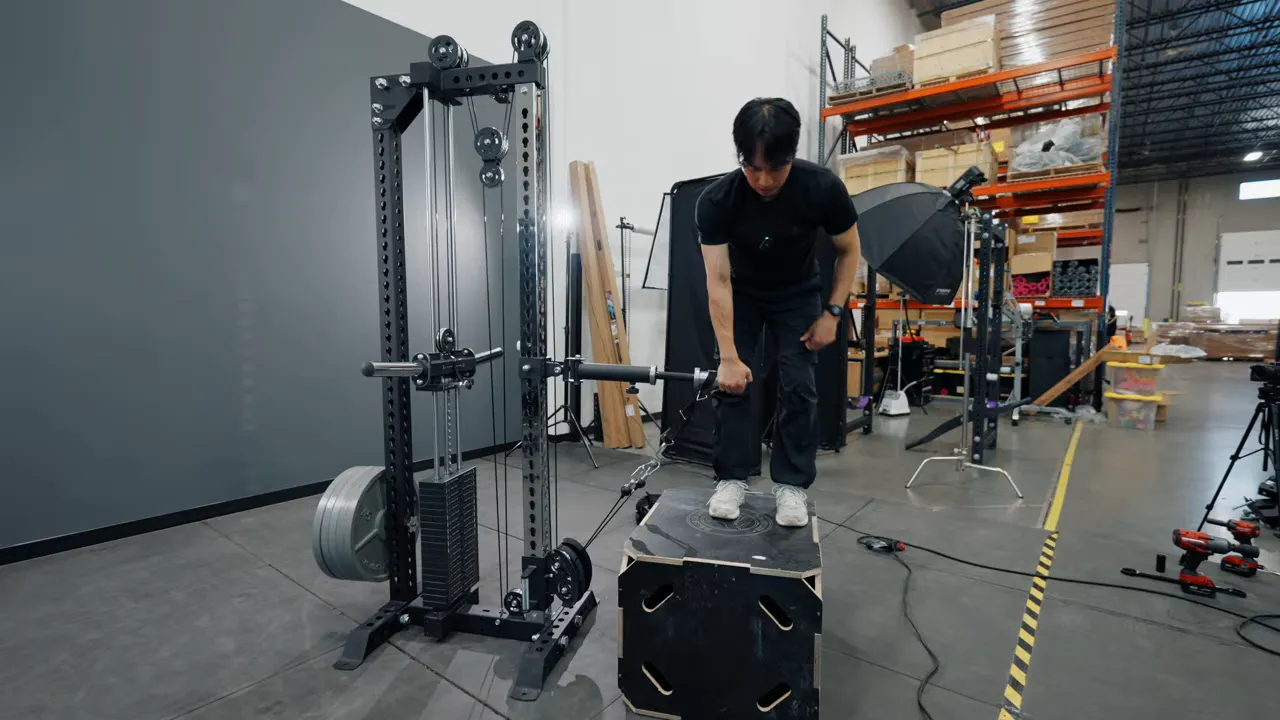 Loadable dumbbell handle connected to landmine attachment for Meadows row