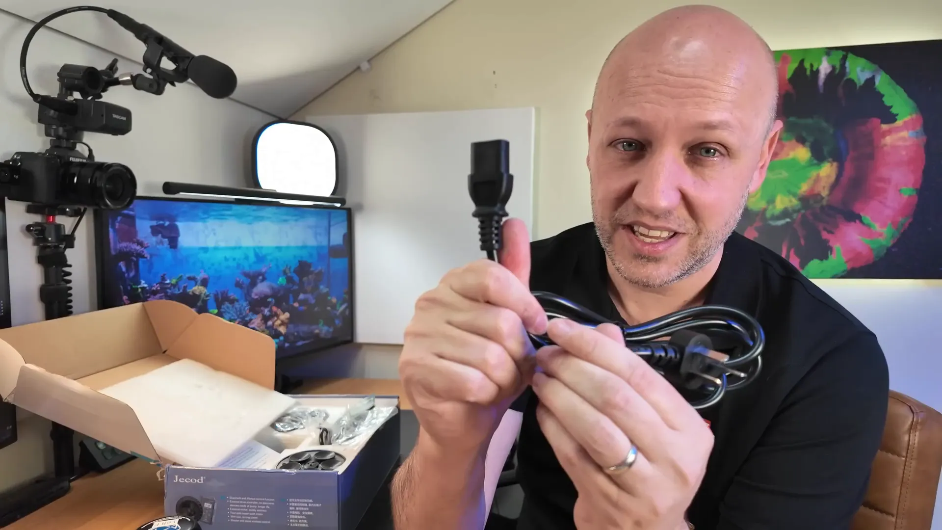 Jecod DMP-40 power supply and cheap adapter plug