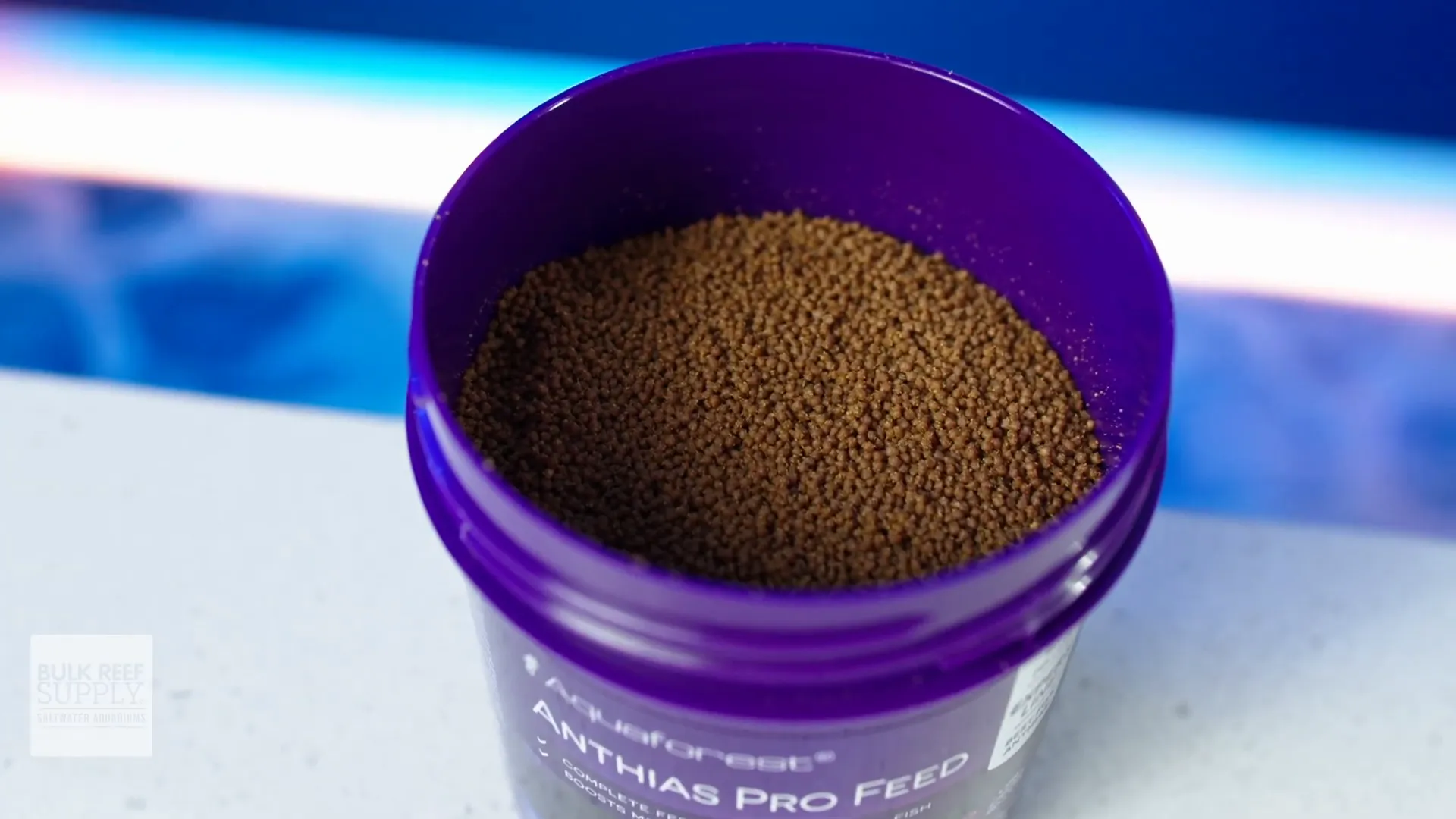 Small high-protein pellets for Anthias