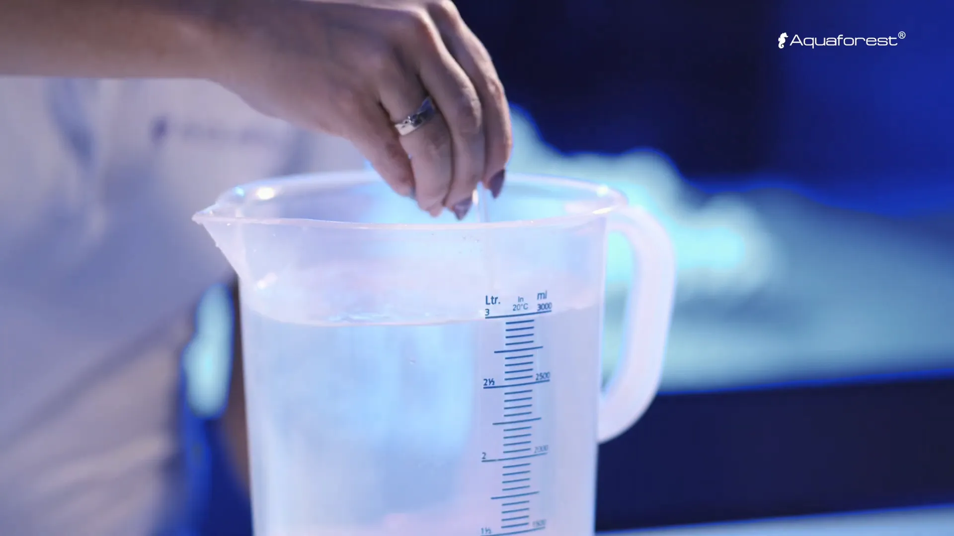 Adding bioactive sand to aquarium