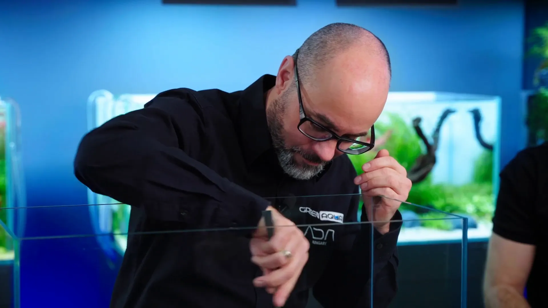 Starting the setup of a 64-litre planted aquarium