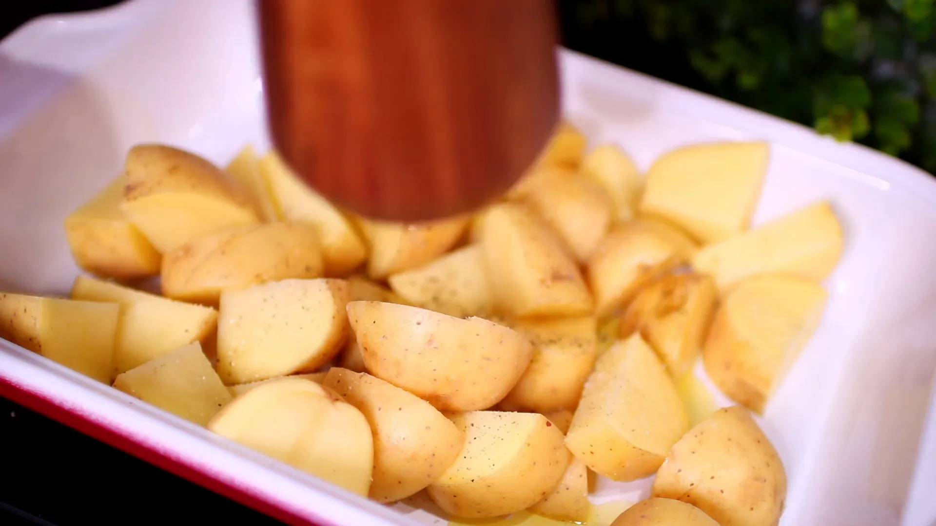 Seasoning the potatoes