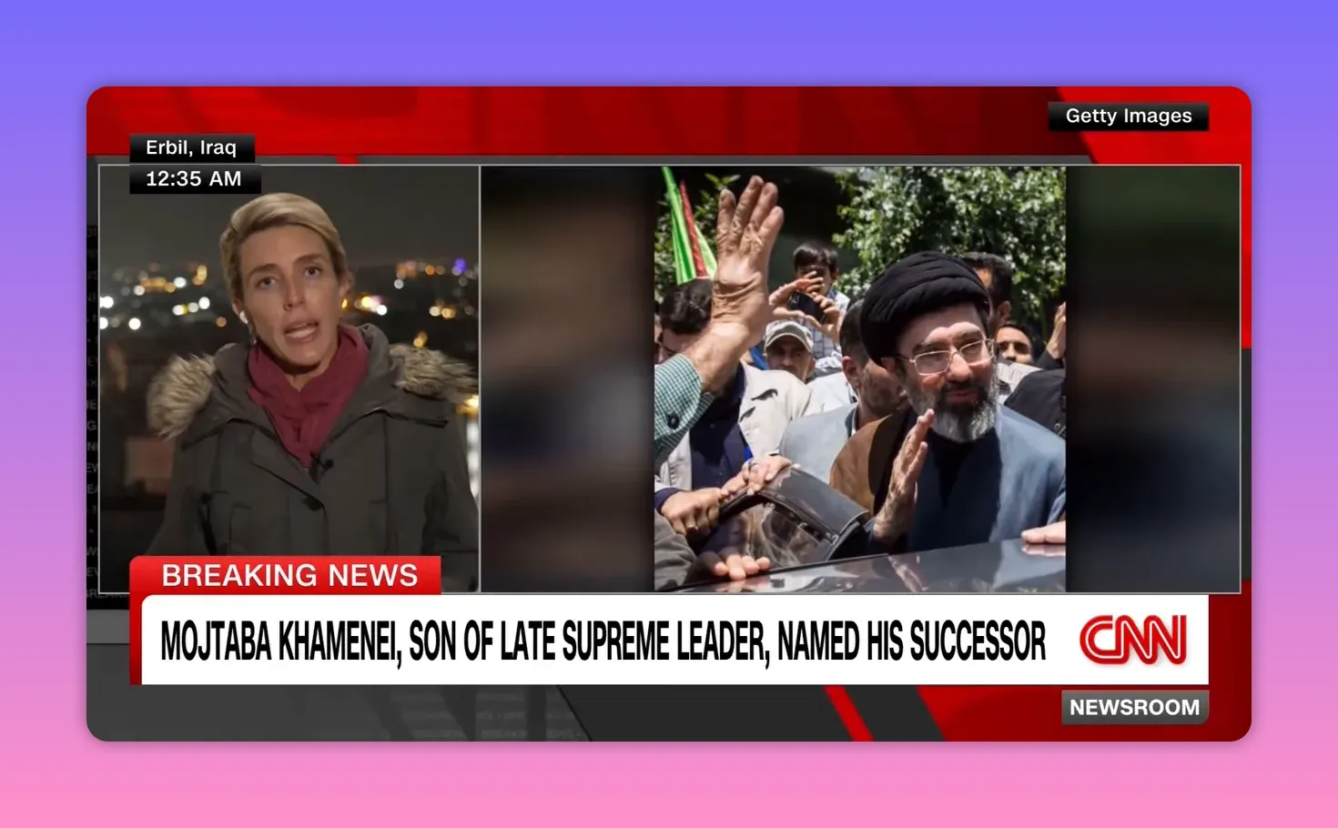 Religiöser Führer winkt und steht inmitten einer Menschenmenge, TV-Reporter links