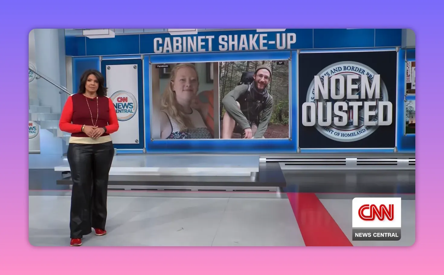 Deux portraits affichés côte à côte sur l'écran d'un plateau d'information, bonne netteté