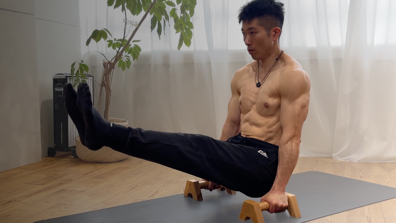 video thumbnail for '腹筋100回毎日やってるのに、体幹が強くならない理由'