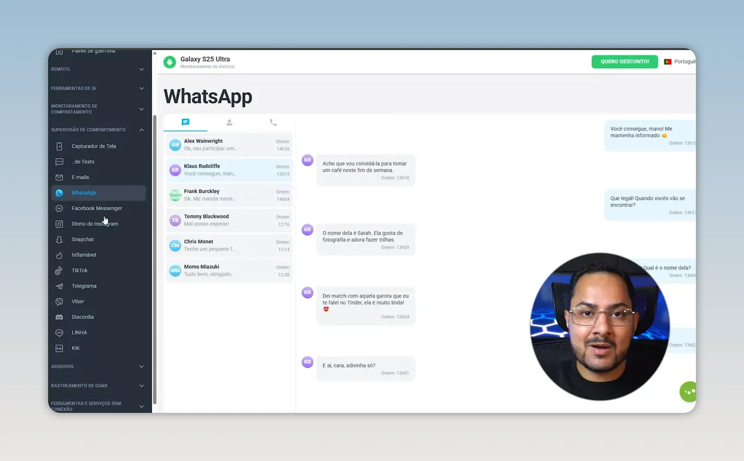 Tela do painel mostrando conversas no WhatsApp no sistema de monitoramento familiar com bolhas de mensagens