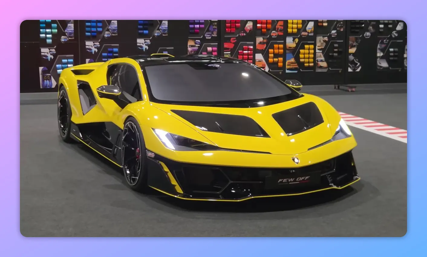 Lamborghini Phenomeno gialla vista anteriore 3/4 che mostra i fari, il paraurti e le linee di design