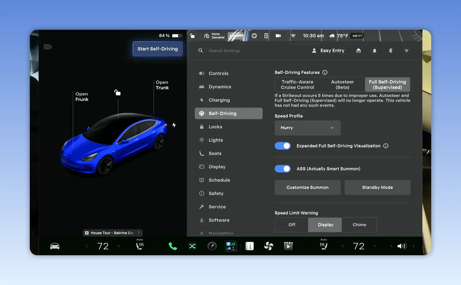 Tesla 中控螢幕顯示 Autopilot 設定頁面與自動駕駛選項