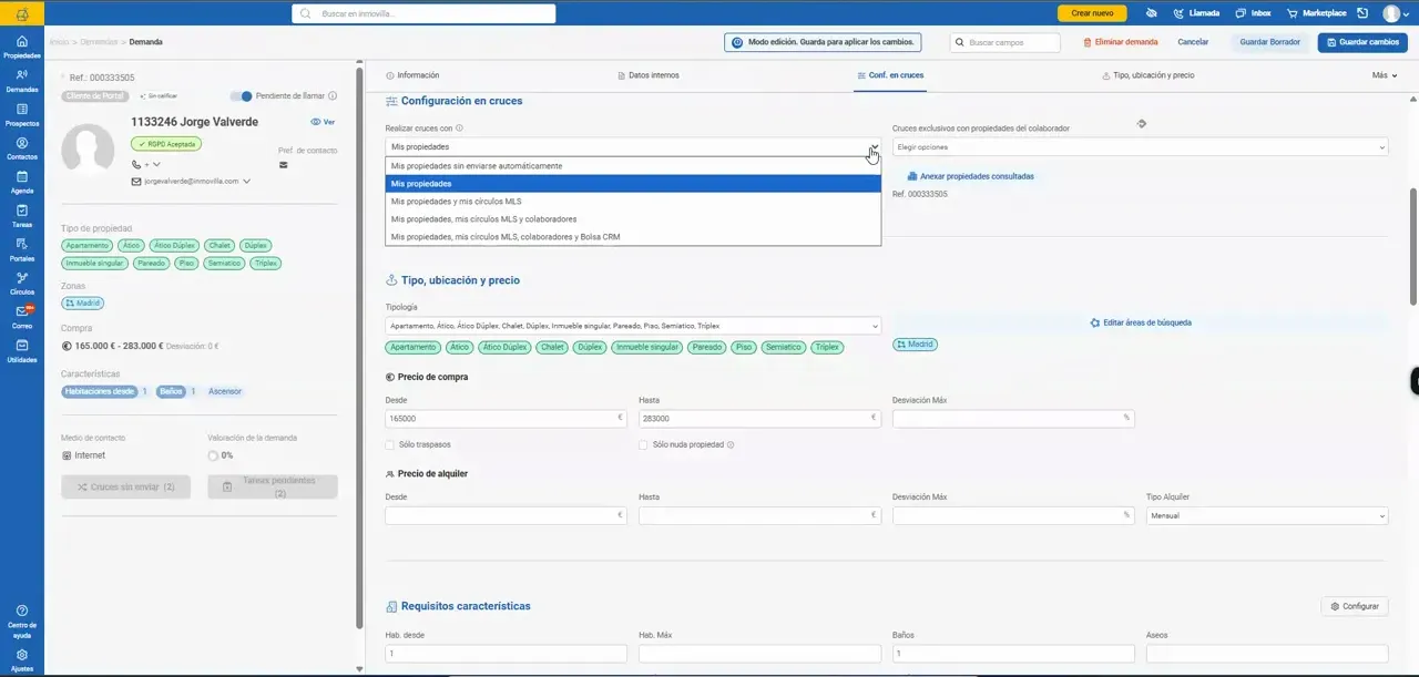 Ficha de demanda de Inmovilla con el desplegable de configuración de cruces abierto