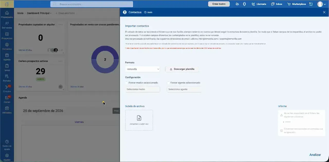 Ventana de importar contactos de Inmovilla con opciones de formato, configuración y subida de archivos