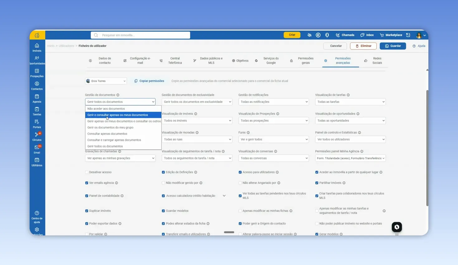 Menu de permissões de documentos aberto na ficha de um utilizador