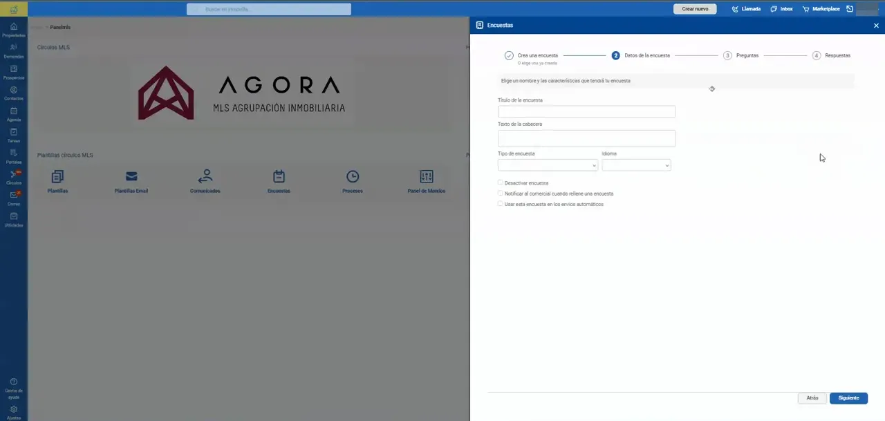 Formulario lateral de configuración de una encuesta en el panel de Agora