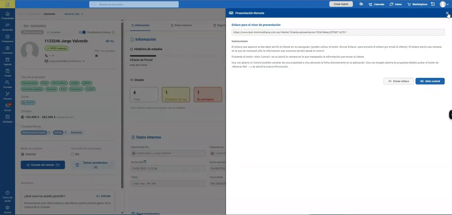 Panel lateral de una herramienta para seleccionar y presentar propiedades de una demanda