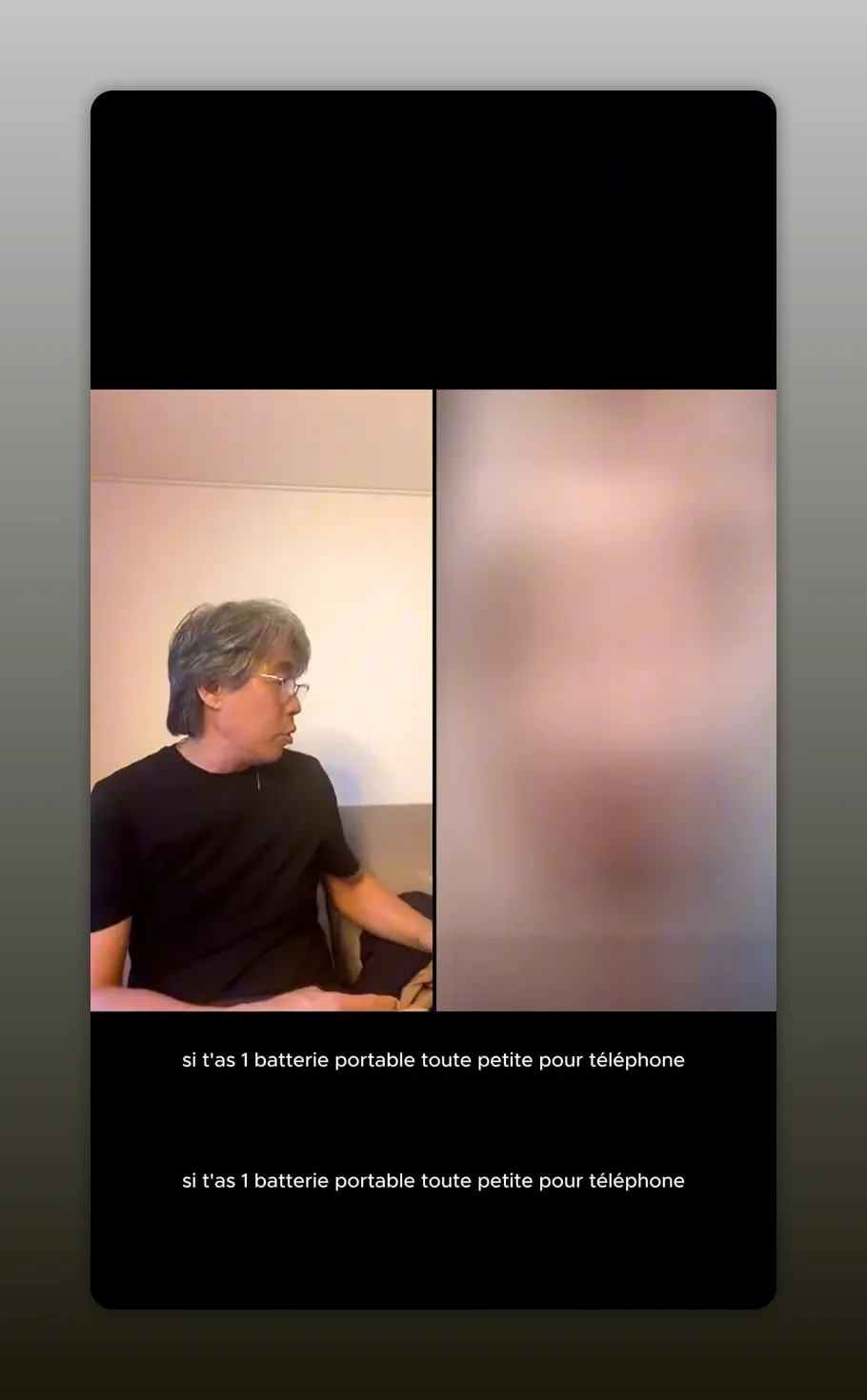 Intervenant donnant un exemple concret de petite batterie portable pour téléphone, sous-titre « si t'as 1 batterie portable toute petite pour téléphone »