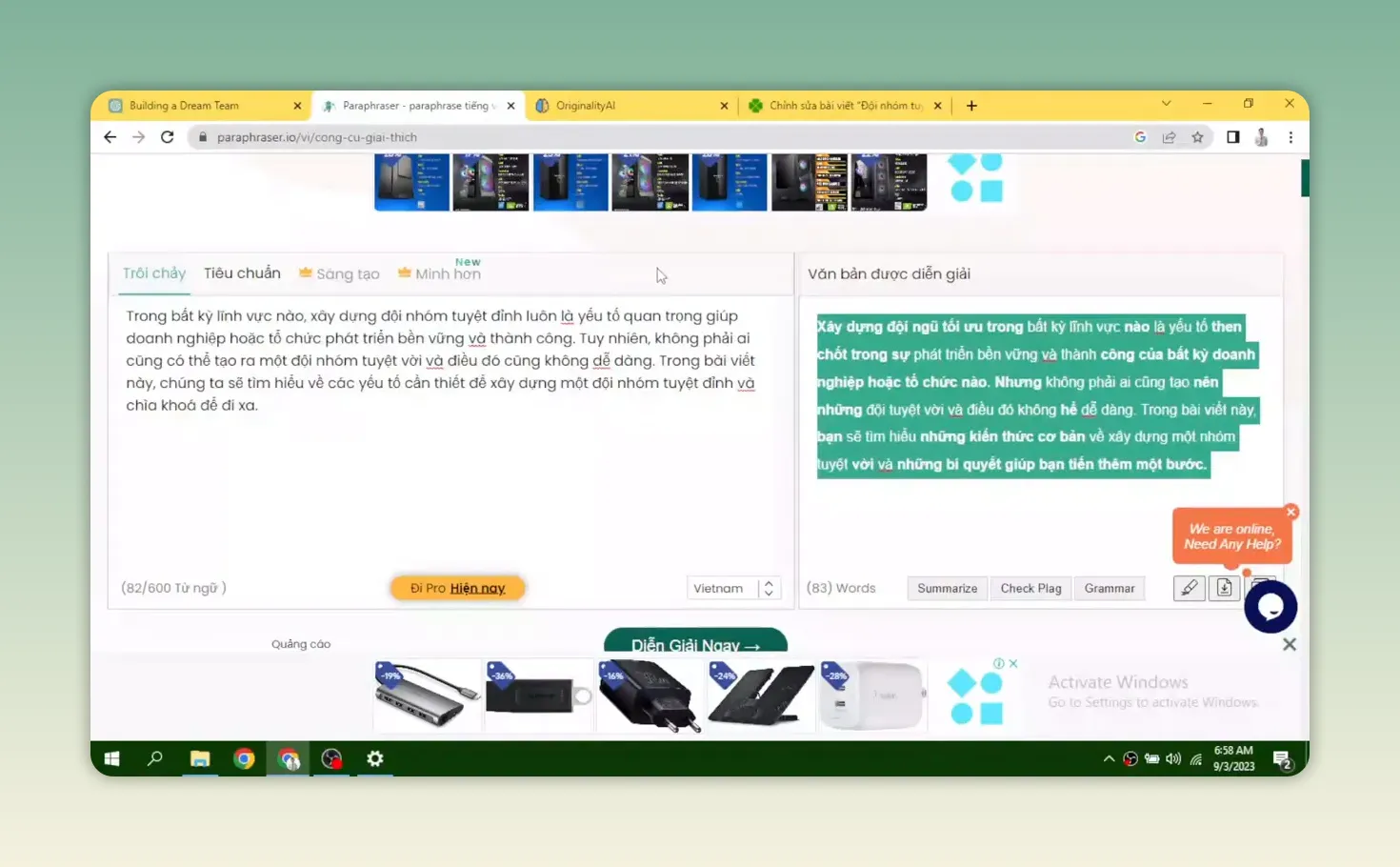 Giao diện Paraphraser hiển thị văn bản gốc bên trái và văn bản đã diễn giải màu xanh bên phải