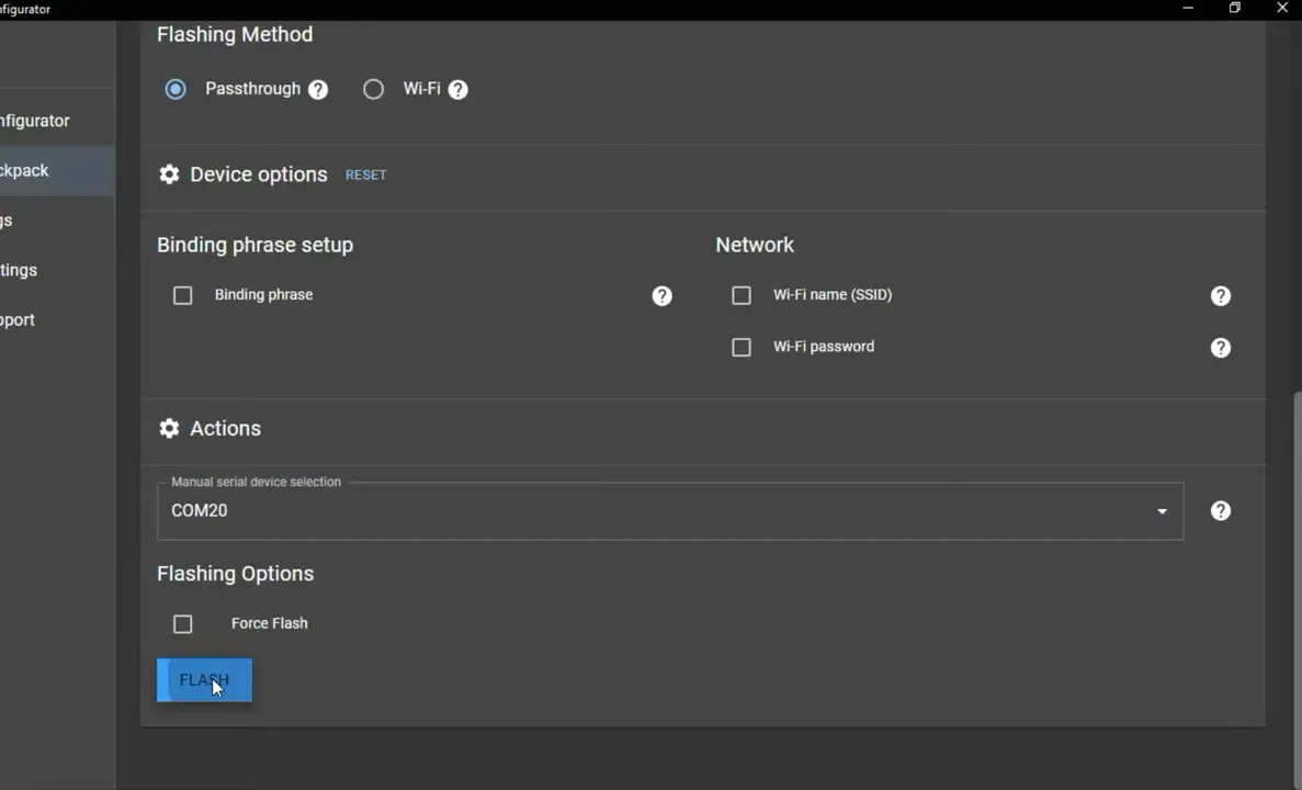ExpressLRS Configurator with manual serial device COM20 selected and cursor clicking the FLASH button (Passthrough method).