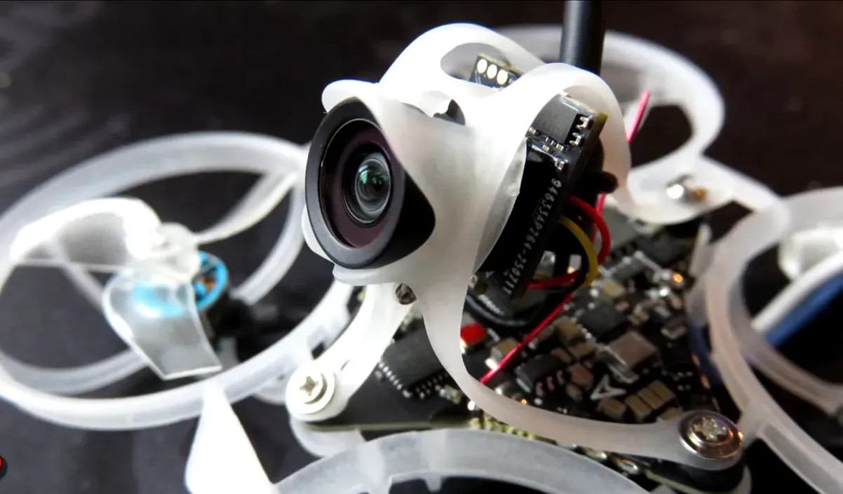 Two canopies and a spare Air65-2 frame included in the box