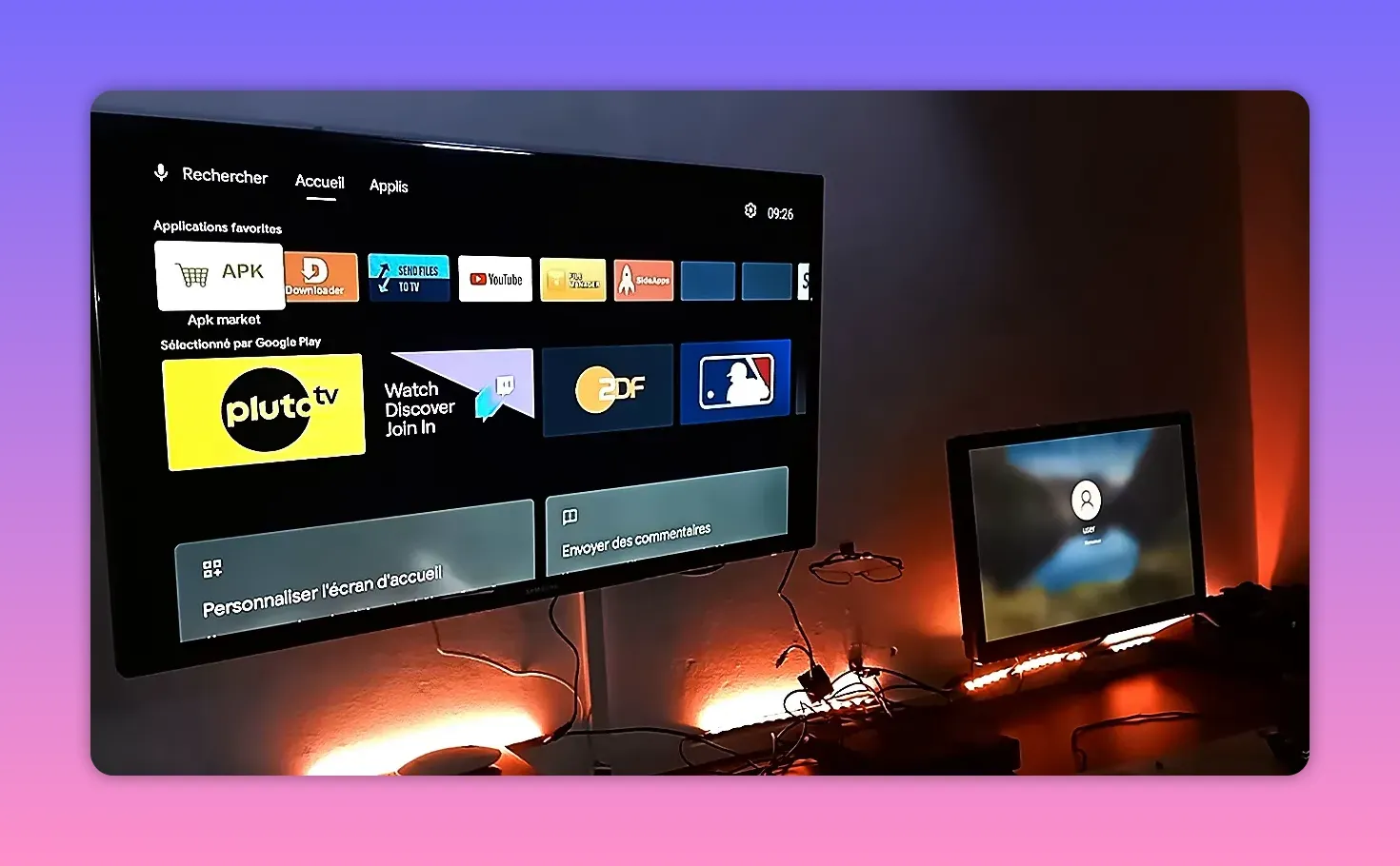 شاشة جهاز IPTV تعرض قائمة التطبيقات المفضلة وتطبيقات البث