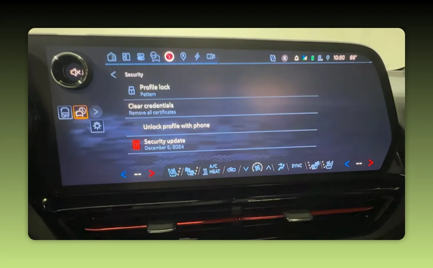 Infotainment Security screen showing 'Profile lock' set to 'Pattern' plus Clear credentials and Unlock profile with phone options