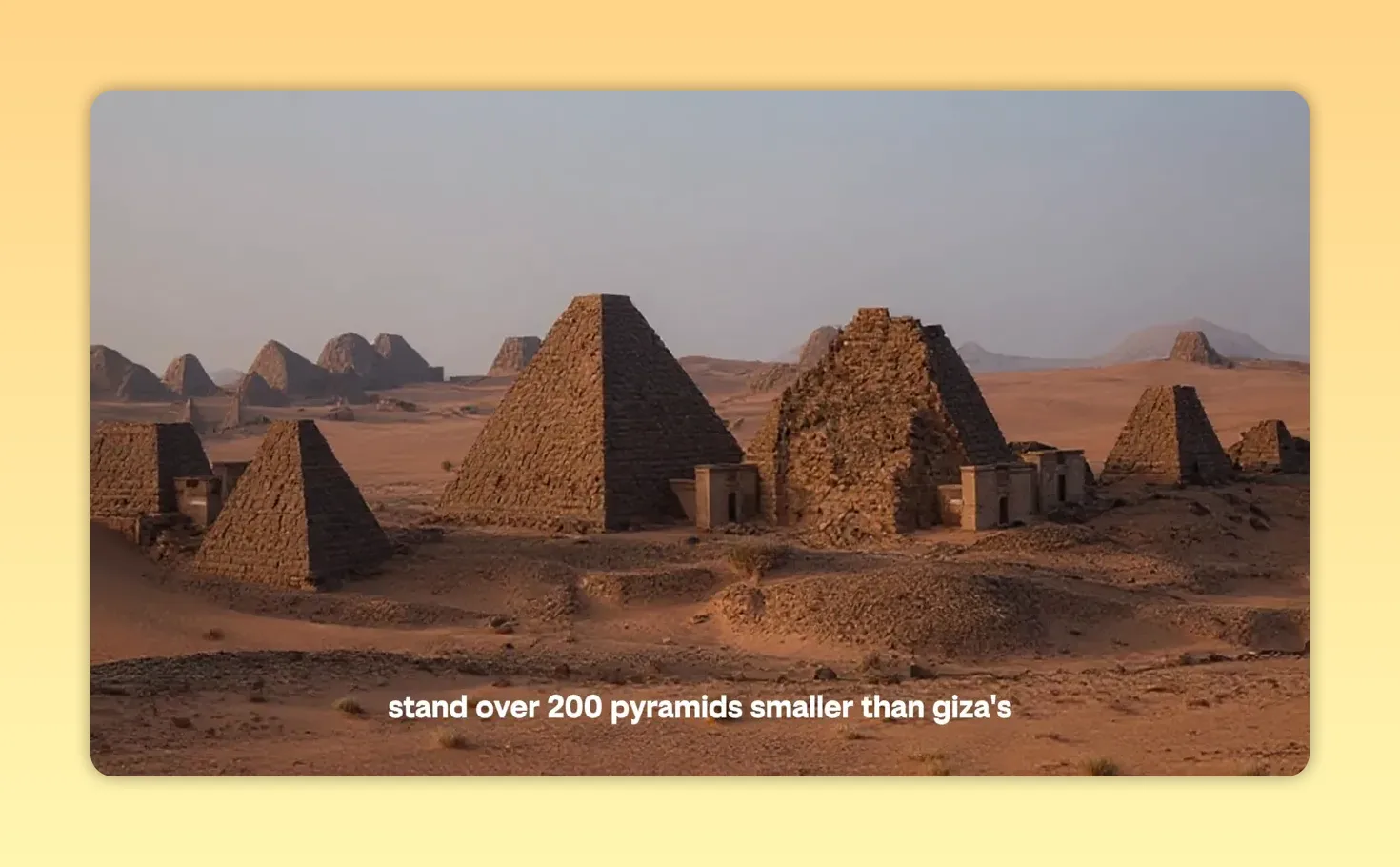 De verloren Afrikaanse beschaving die zelden wordt besproken 3 Meerdere Nubische piramides bij Meroë in Soedan, duidelijk en scherp in beeld.