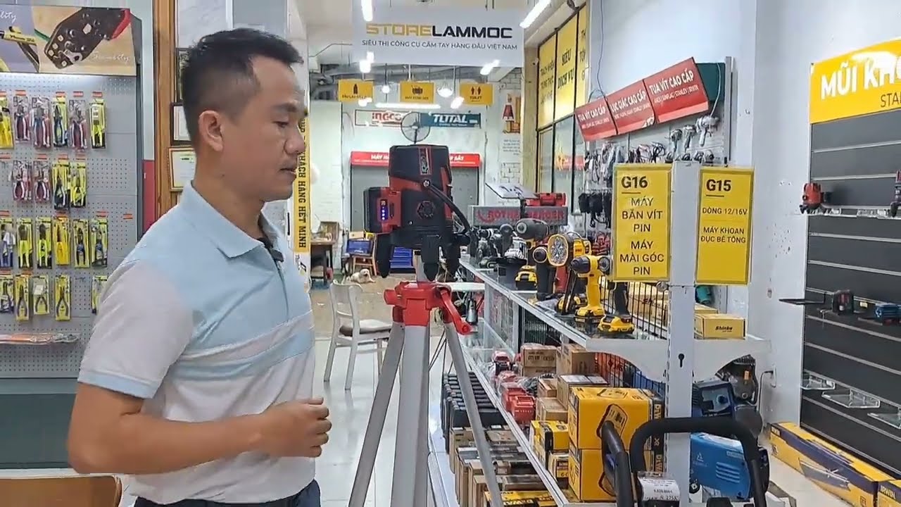 video thumbnail for 'KHÁM PHÁ Máy cân mực laser 5 tia xanh Toyoko T05LV1 - Bảo hành 6 tháng'