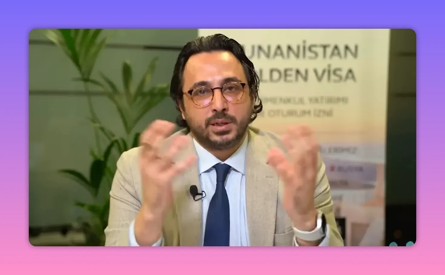 Golden Visa hukuki s&uuml;re&ccedil; hakkında a&ccedil;ıklama yapan uzman