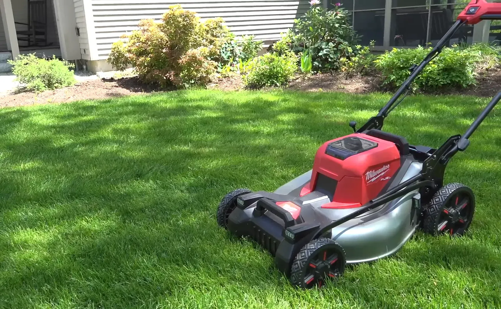 Different types of lawn mowers