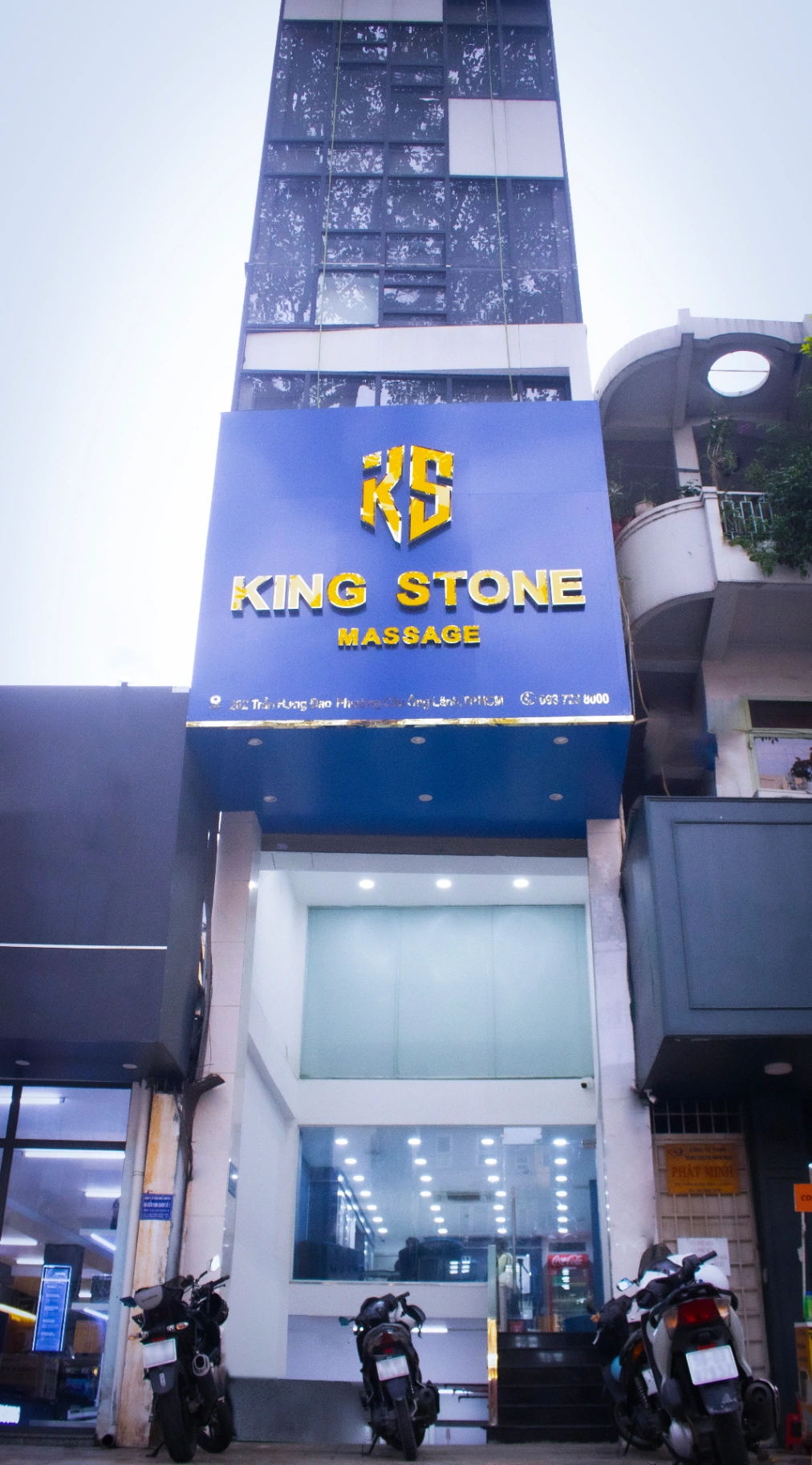 호치민 1군 불건마 킹스톤 마사지 - INSIDE VIBE 1 (preview)