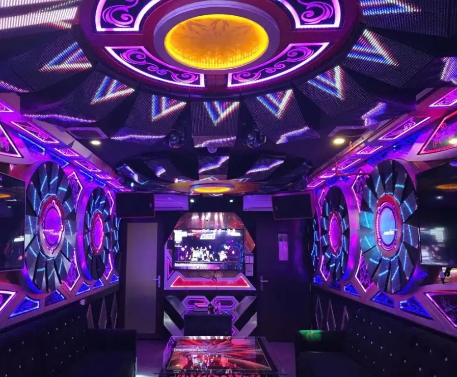 호치민 102 가라오케 | 102 KTV