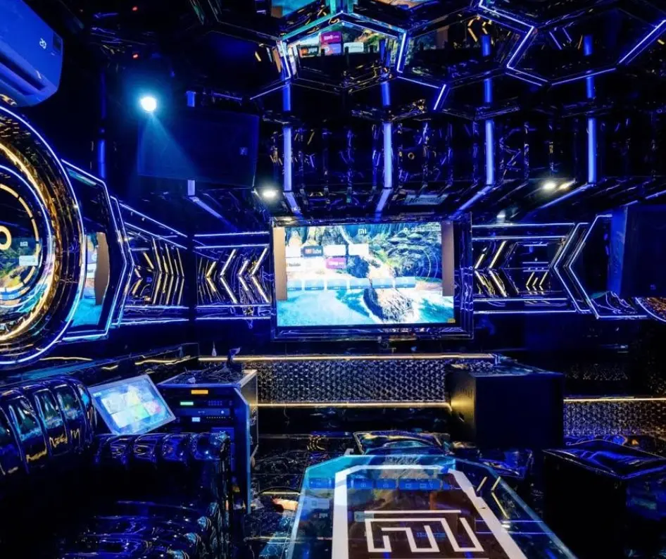 호치민 5군 로컬 가라오케 1127 KTV