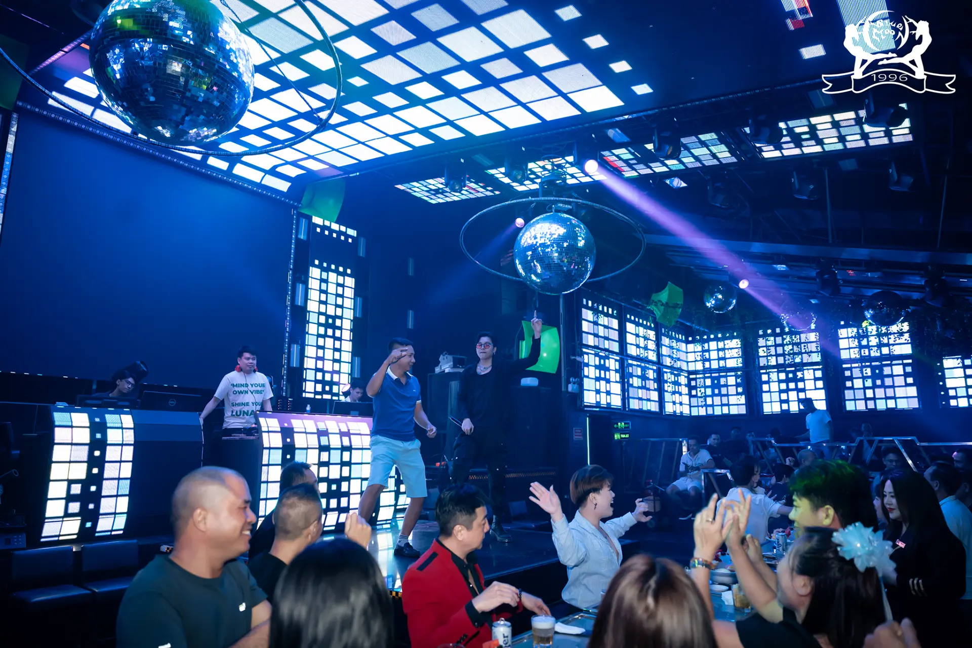 붕따우 블루문 클럽 | Blue Moon Club