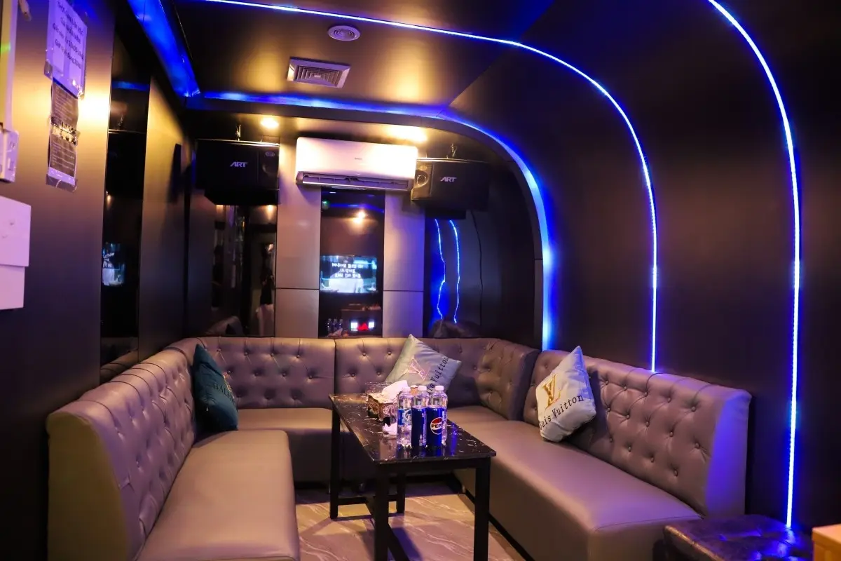 호치민 1군 원투 가라오케 | Onetwo KTV