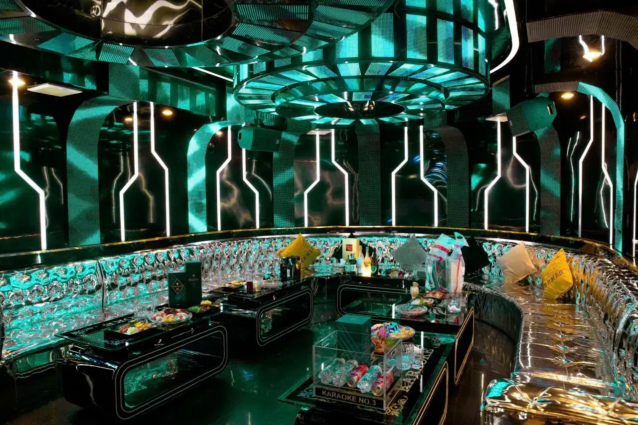 호치민 1군 더원 가라오케 | The one KTV