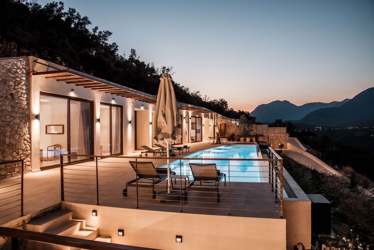 Swimming-pool