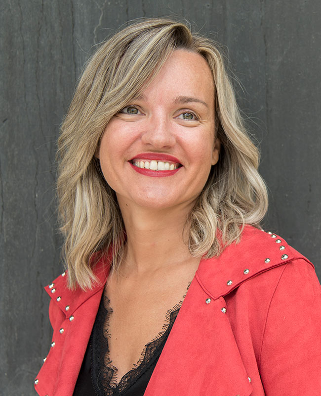 María Pilar Alegría Continente