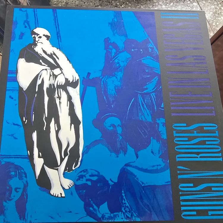 Live in Las vegas II not sealed part of boxset