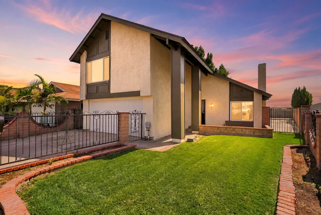 11423_Bartee_Avenue_004