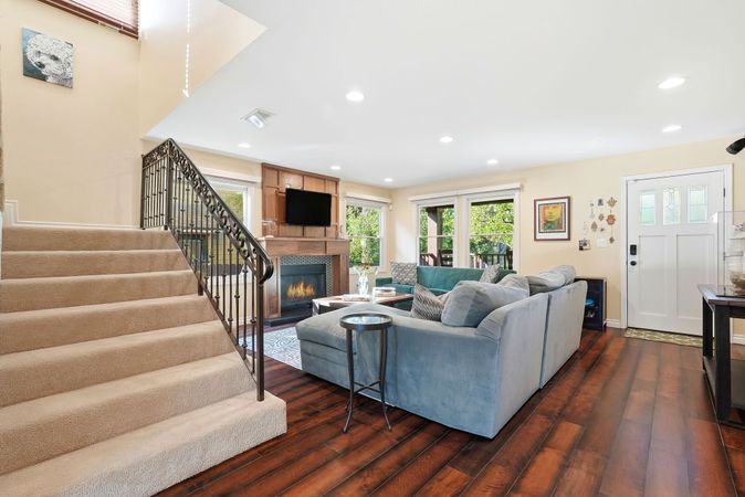 15_1020_Garfield_Ave_Pasadena_016