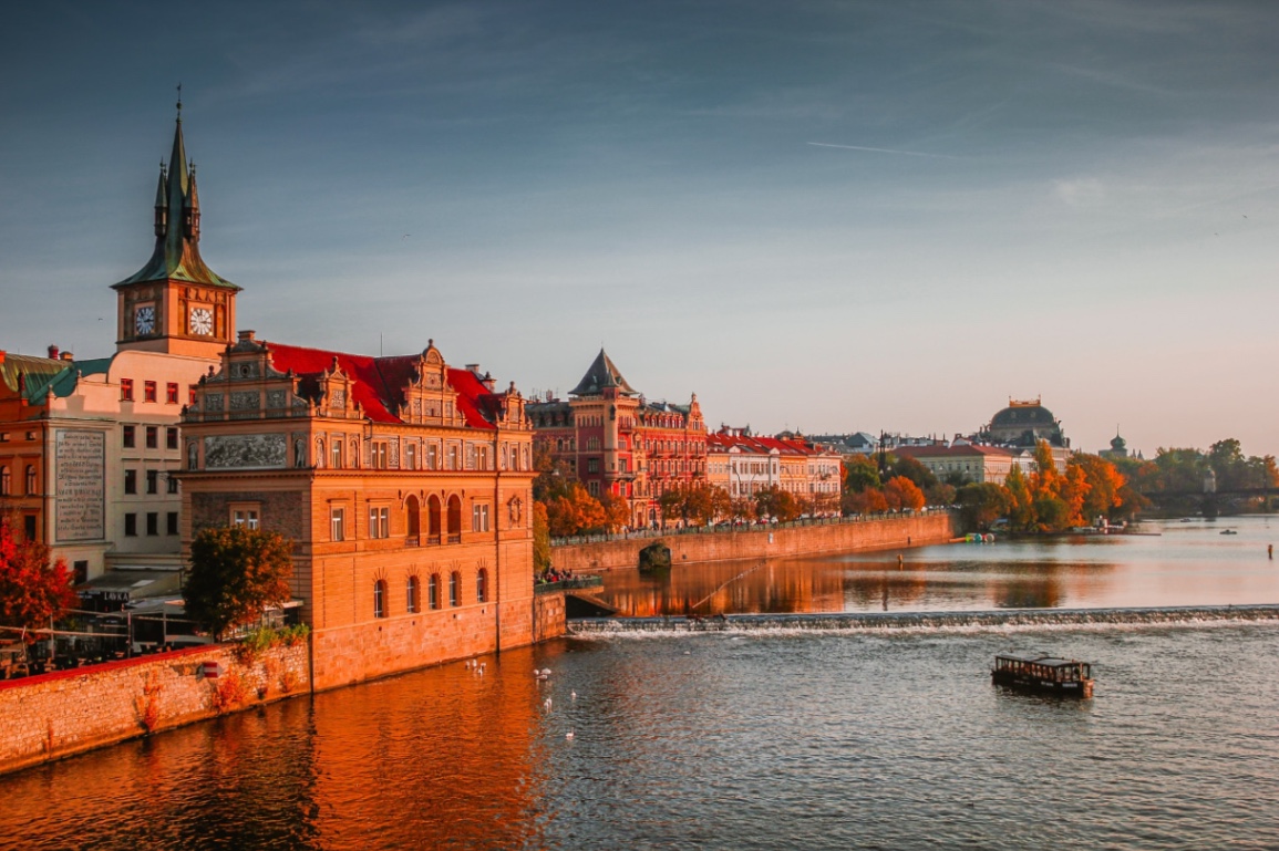 Czechia for Digital Nomads [Guide 2023] 