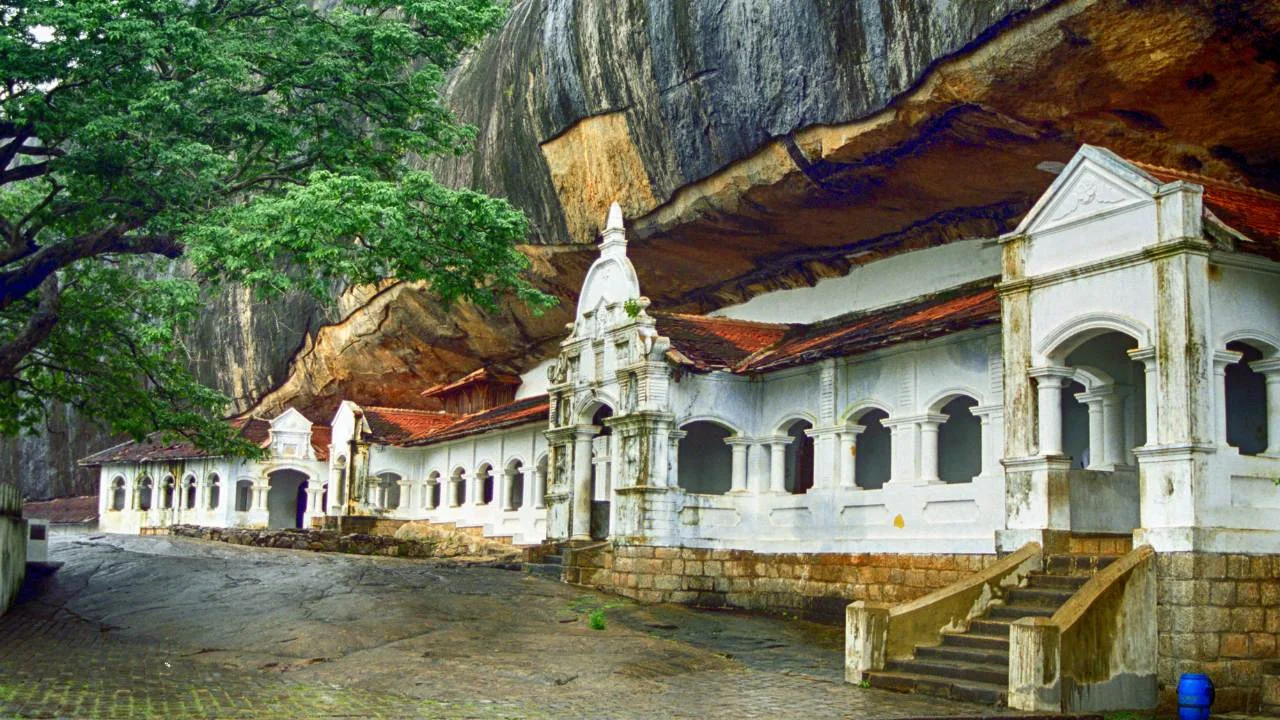Dambulla - Image 3