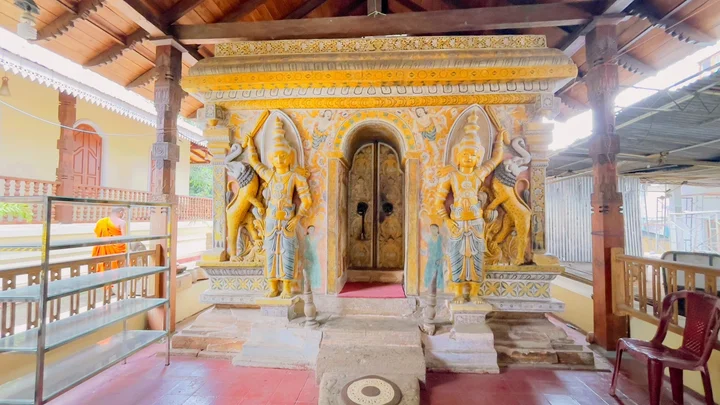 Asgiriya Monastery Kandy - Image 3