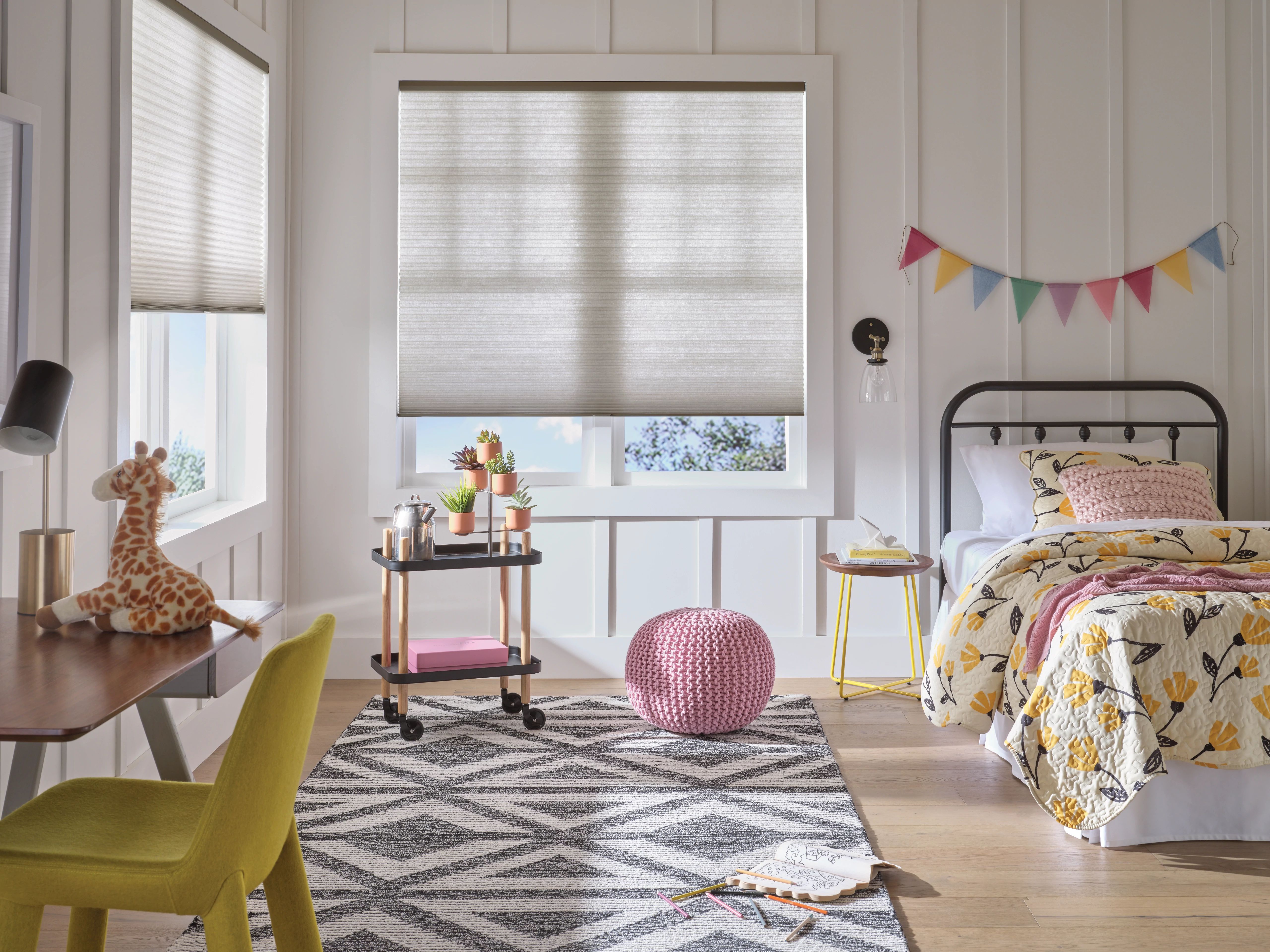 Kids bedroom with cordless honeycomb cellular shades