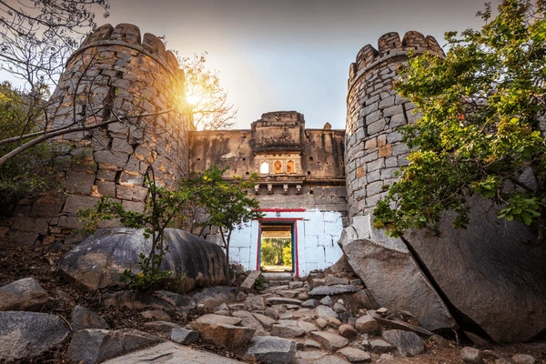 1 Day Hampi Tour by Car – Heritage Attractions @ ₹4999