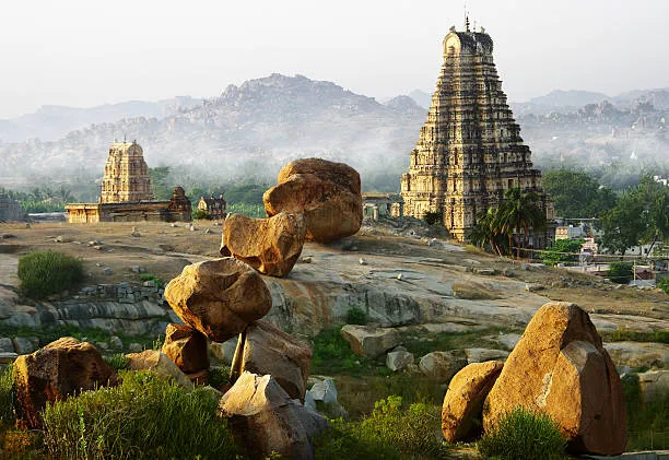 11) North Karnataka Tour by car