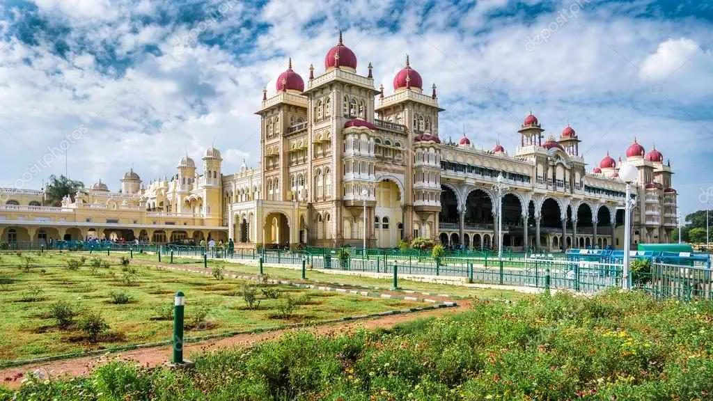 14) Bengaluru to Mysuru – Ooty – Coonoor by car