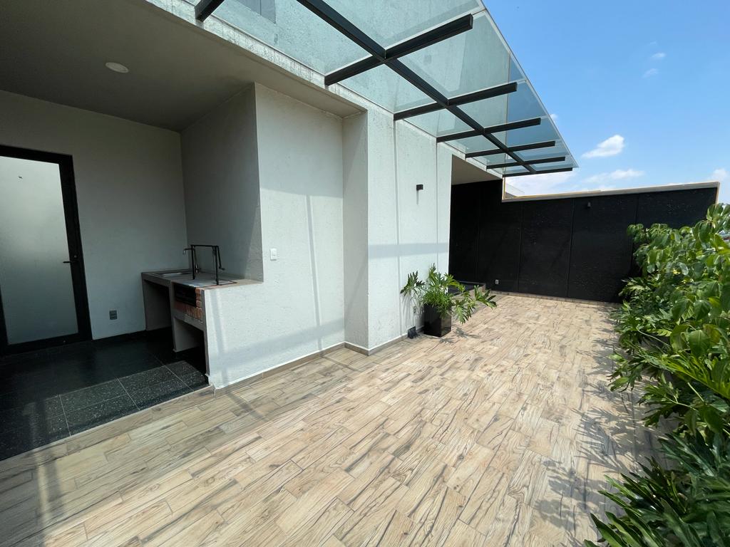 Casa en Venta - Avenida Eugenia, Colonia del Valle Centro, Ciudad de México - $5,000,000 - Vista 1