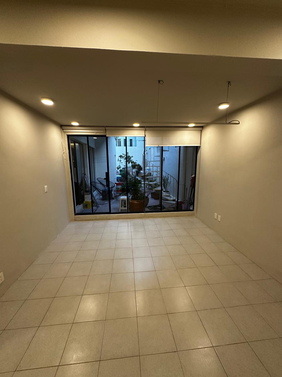 Casa en Venta — Calle Gobernador, San Miguel Chapultepec, Miguel Hidalgo - Vista 1 Casa en Venta — Calle Gobernador, San Miguel Chapultepec, Miguel Hidalgo - Vista 1