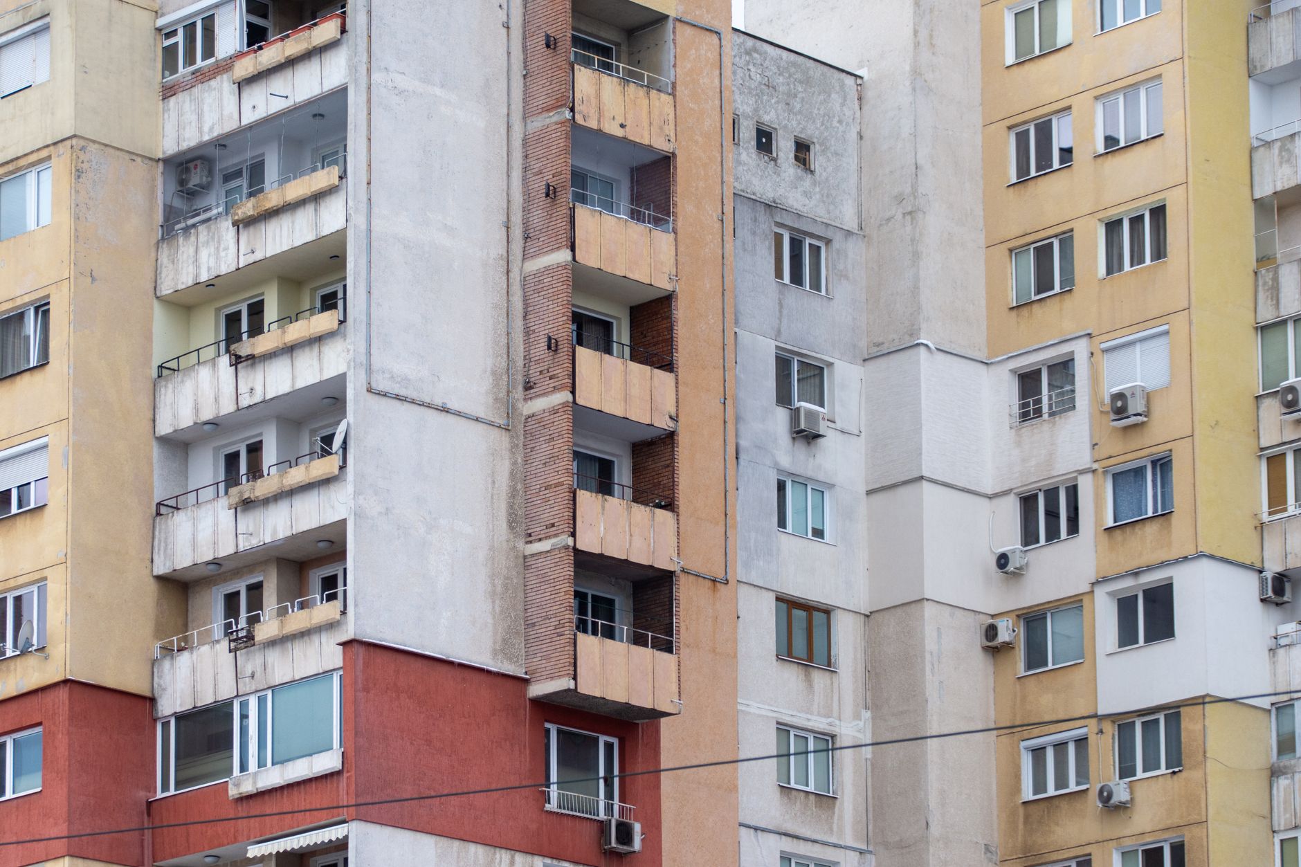 Edificio Art Decó en Roma con 8 deptos