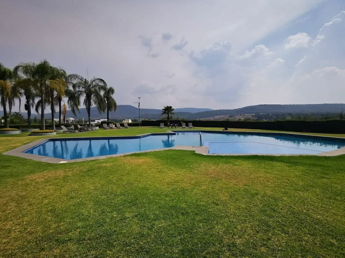 Terreno en Venta - Avenida Vallarta Eje Poniente, El Bajío, Zapopan - $26,160,000 - Vista Principal Terreno en Venta - Avenida Vallarta Eje Poniente, El Bajío, Zapopan - $26,160,000 - Vista Principal