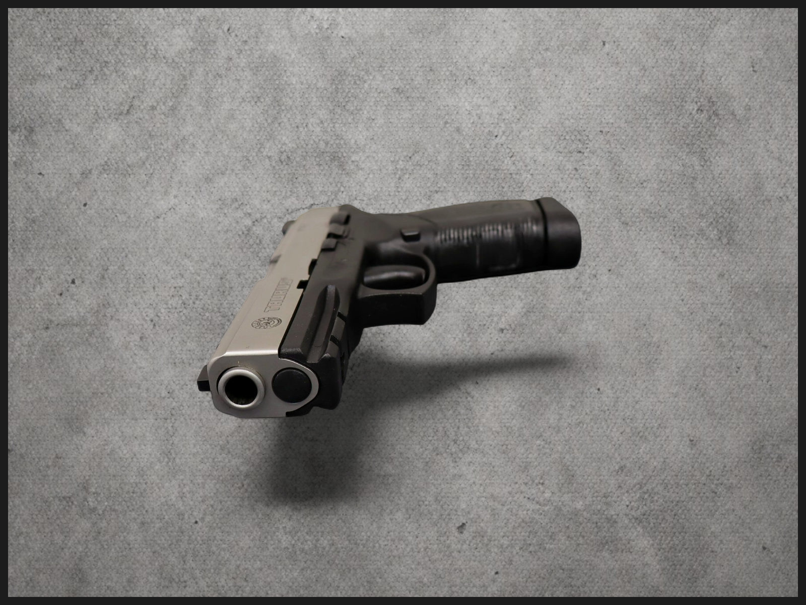 Taurus PT 24/7 Pro 40 Smith & Wesson Penny!-img-9